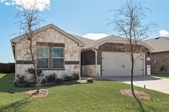 3020 Wooten Trl in Royse City, TX - Building Photo - Building Photo