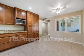 8916 Calvert Ave in Orangevale, CA - Building Photo - Building Photo