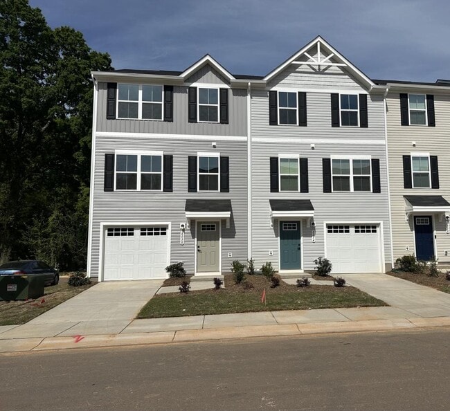 8038 Sinnet Pl in Charlotte, NC - Building Photo - Building Photo