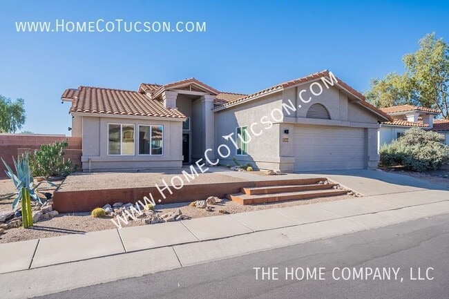 property at 2581 W Camino De La Joya