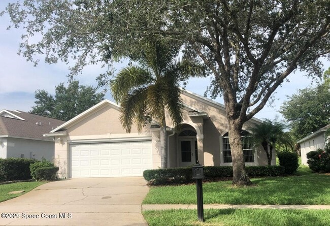 property at 2061 12 Oaks Dr SE