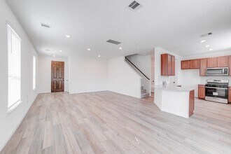 9307 Central Pl in Magnolia, TX - Building Photo - Building Photo