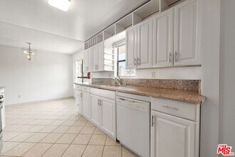 11975 Texas Ave in Los Angeles, CA - Building Photo - Building Photo