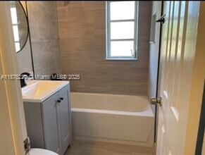 14941 Tyler St in Miami, FL - Building Photo - Building Photo