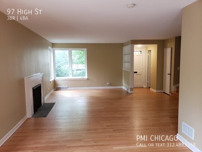 97 High St in Winnetka, IL - Building Photo - Building Photo