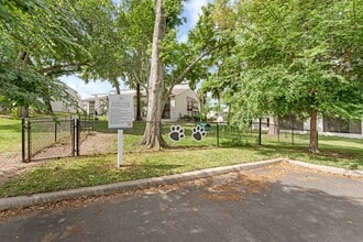 Las Palmas in Altamonte Springs, FL - Building Photo - Building Photo