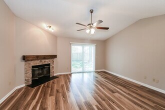 12430 Running River Rd S in Jacksonville, FL - Building Photo - Building Photo