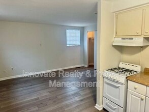 9513 Hoff St in Philadelphia, PA - Building Photo - Building Photo