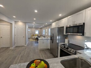 1563 Washington Ave in Willow Grove, PA - Building Photo - Building Photo