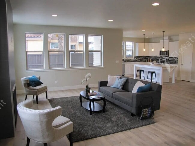 63156 NW Via Palazzo in Bend, OR - Building Photo - Building Photo