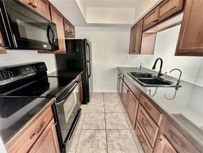 3799 141st Ave N in Largo, FL - Building Photo - Building Photo
