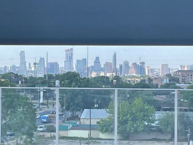 4361 S Congress Ave, Unit 121 in Austin, TX - Foto de edificio - Building Photo