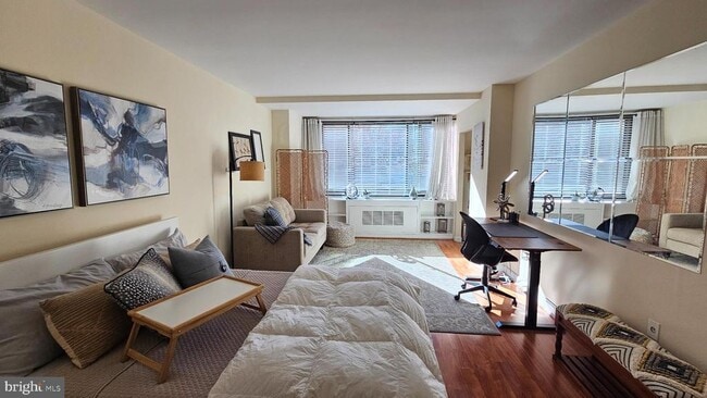 property at 1021 Arlington Blvd