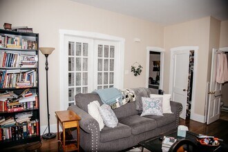 154 E High St in Elizabethtown, PA - Building Photo - Building Photo