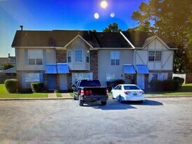 104 Edgefield Rd in Dothan, AL - Building Photo