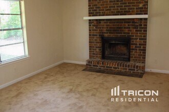 3516 Estes Park Dr SW in Snellville, GA - Building Photo - Building Photo