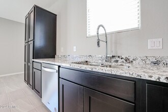 8963 W Luke Ave in Glendale, AZ - Building Photo - Building Photo