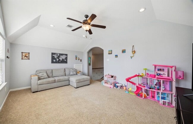 property at 86 N Victoriana Cir