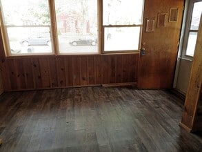 2201 Charles St in La crosse, WI - Building Photo - Building Photo