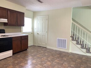 127 Holmes Cir in Lynchburg, VA - Building Photo - Building Photo