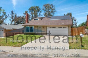 5954 Flipper Dr in San Diego, CA - Building Photo