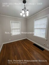 1009 1011-1011 MacArthur Cir in Evansville, IN - Building Photo - Building Photo