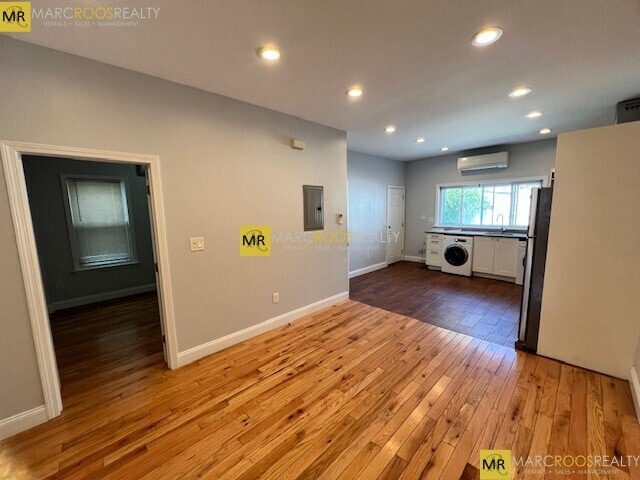 113 Moore St, Unit Moore St #1 in Boston, MA - Building Photo - Building Photo
