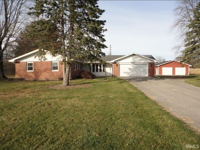 property at 6500 W 850 N Rd