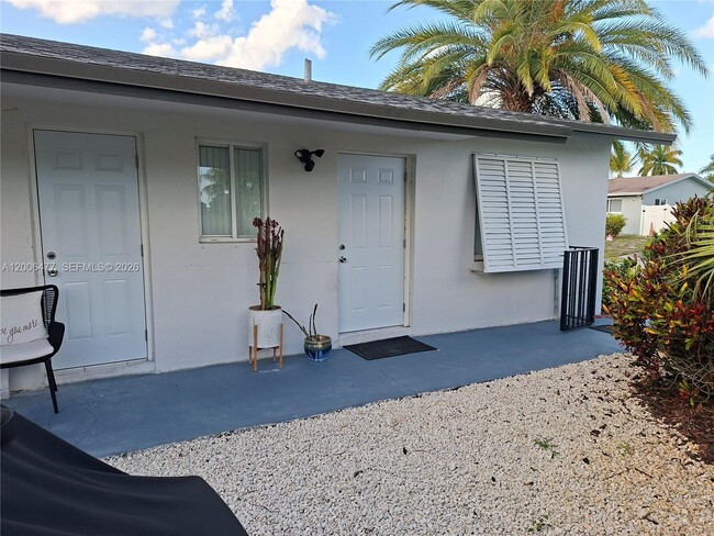 1814 SW 97th Terrace in Miramar, FL - Building Photo - Building Photo