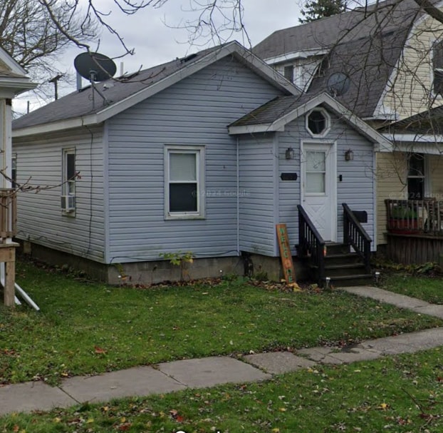 property at 1230 Chestnut St