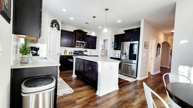 601 Harbour Pointe Dr in Columbia, SC - Building Photo - Building Photo