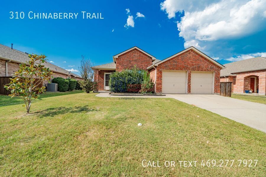 310 Chinaberry Trail in Forney, TX - Building Photo