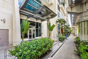 1100 S Miami Ave, Unit 3901 in Miami, FL - Building Photo