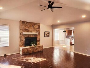 6210 Lotus Dr in Arlington, TX - Building Photo - Building Photo