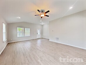 606 Northside Dr S in Jacksonville, FL - Building Photo - Building Photo