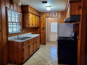 1788 S Perkins Rd in Memphis, TN - Building Photo - Building Photo