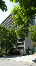 Heritage Tower Condominium in White Plains, NY - Foto de edificio - Building Photo