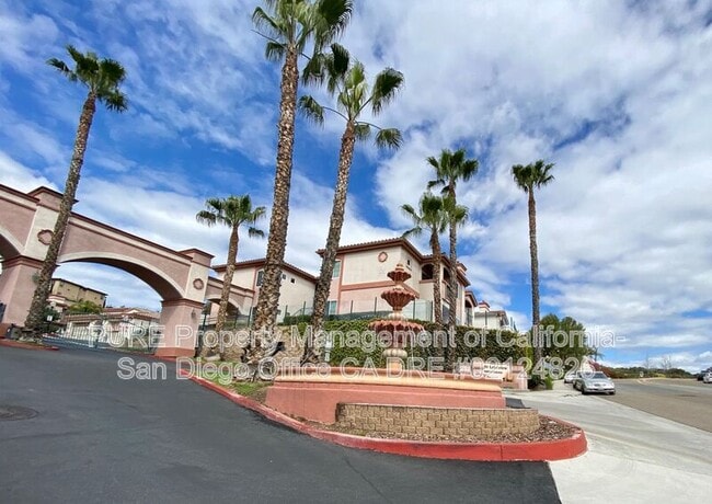property at 2707 Lake Pointe Dr