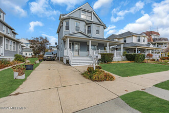 106 5th Ave in Bradley Beach, NJ - Building Photo - Building Photo