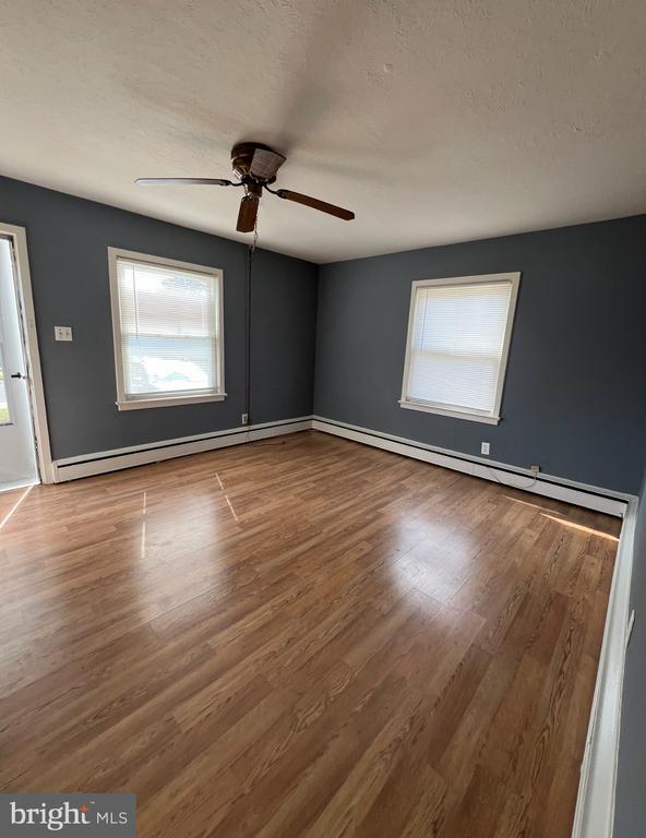 property at 41 Oak St