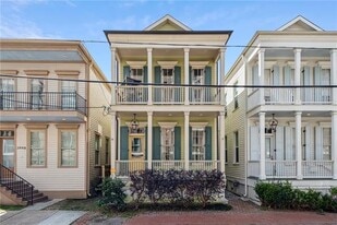 3942 Burgundy St in New Orleans, LA - Building Photo