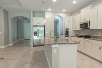 906 Victoria Hills Dr S in DeLand, FL - Building Photo - Building Photo
