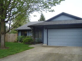 9314 NE 68th St in Vancouver, WA - Building Photo