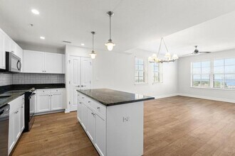 536 Bahia Beach Blvd in Ruskin, FL - Foto de edificio - Building Photo