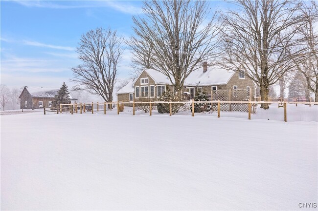 3904 Oneil Rd in Auburn, NY - Building Photo - Building Photo