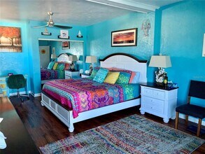 813 N Atlantic Ave in New Smyrna Beach, FL - Building Photo - Building Photo