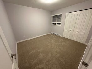 7660 Abercrombie Dr in Richmond, BC - Building Photo - Building Photo