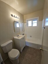 812 S Glendale Ave in Glendale, CA - Building Photo - Building Photo