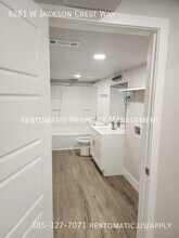 6281 W Jackson Crst Wy in Herriman, UT - Building Photo - Building Photo