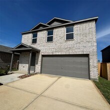 6723 Alder Crk Dr in Montgomery, TX - Building Photo - Building Photo